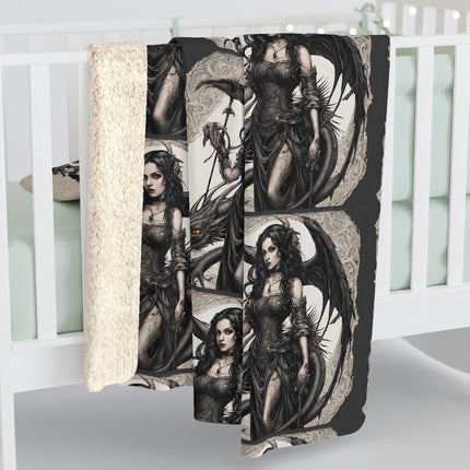 SHAPESHIFTING DRAGON Woman Fleece Blanket