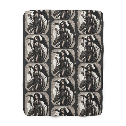 SHAPESHIFTING DRAGON Woman Fleece Blanket
