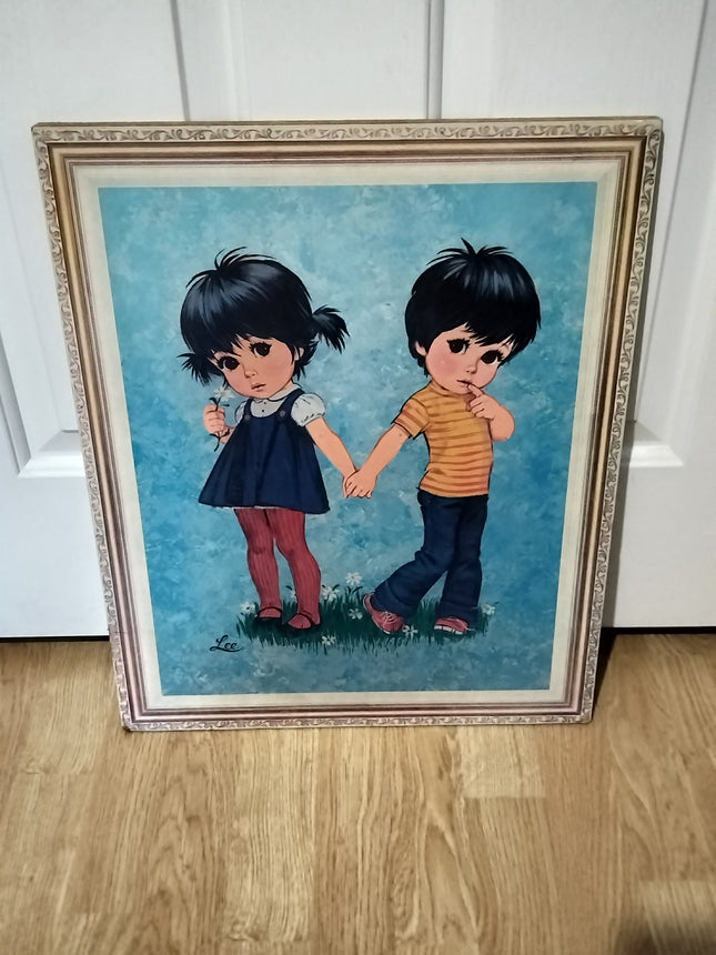 VINTAGE LEE ART BIG EYE BOY AND GIRL HOLDING HANDS WALL PLAQUE
