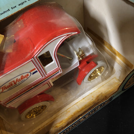 ERTL 1905 FORD DELIVERY CAR BANK True Value Die-Cast Metal