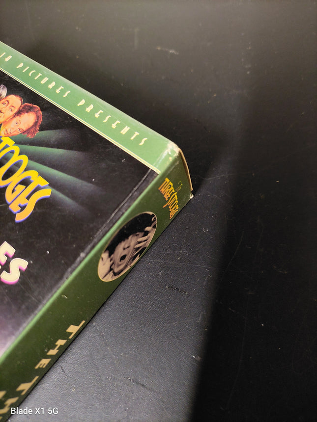 THE THREE STOOGES IN ORBIT VHS