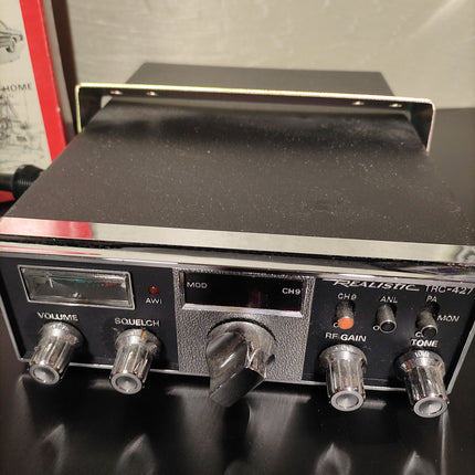VINTAGE REALISTIC 40 CHANNEL CB RADIO TRANCEIVER TRC-427