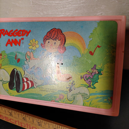 Raggedy Ann Bobbs Merrill Company Wind up Musical Playing Jewelry Box 1971